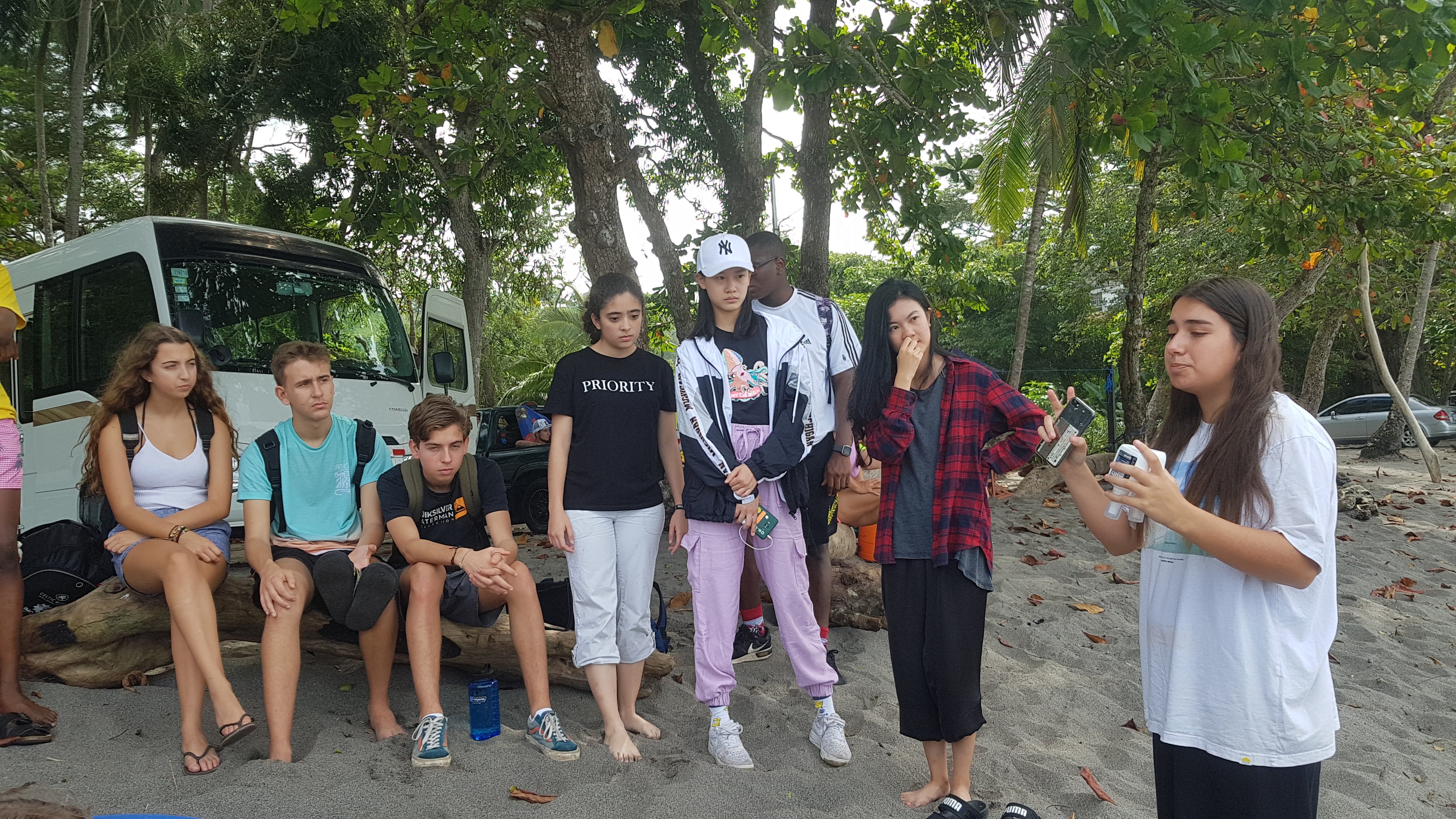 Beach cleanup volunteers