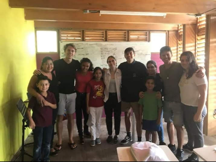 La Carpio volunteering